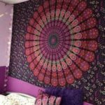 Mandala fondo morado