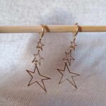Pendiente estrellas flotantes