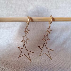 Pendiente estrellas flotantes